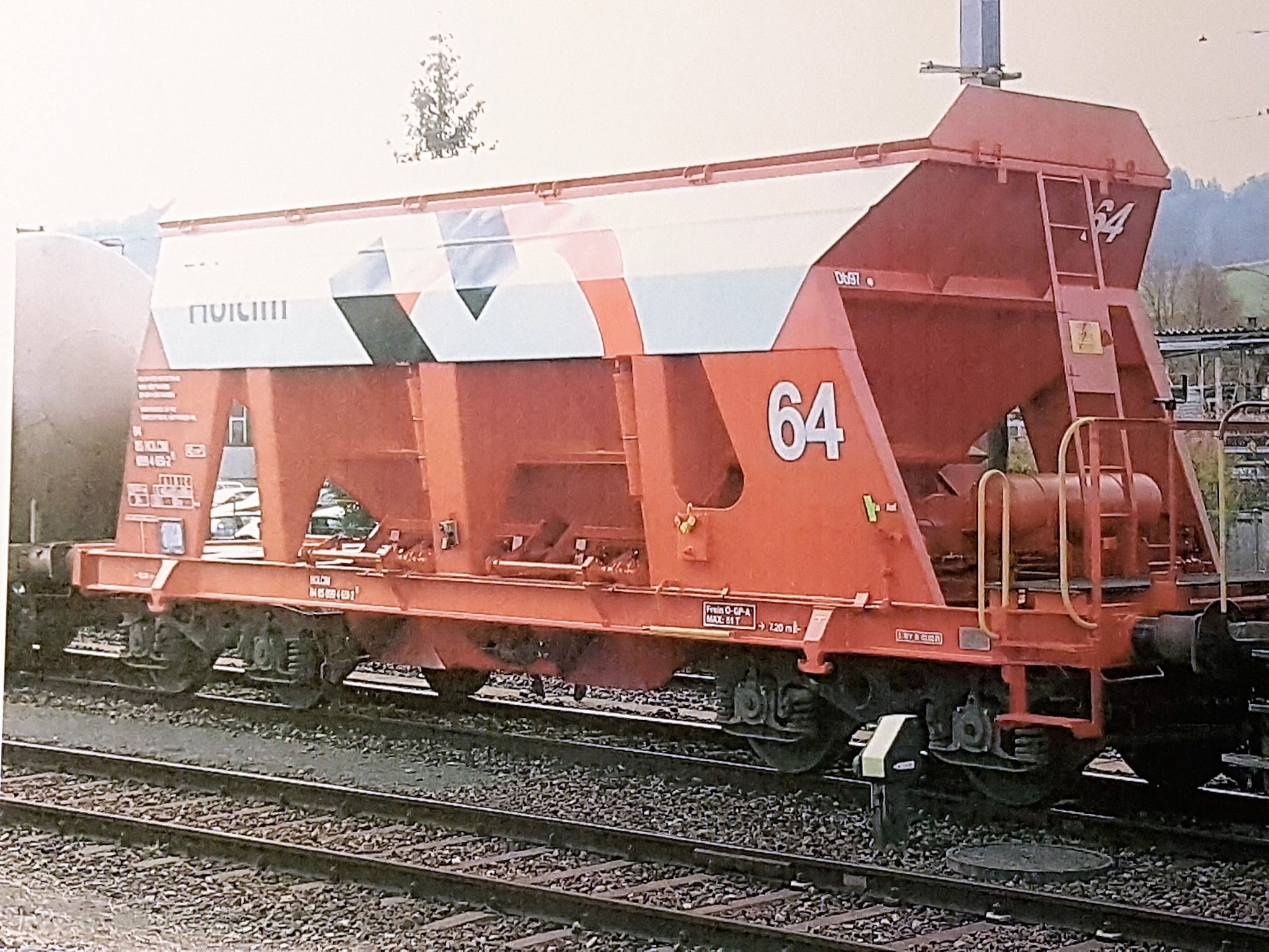 Brantho Korrux 3in1 Rostschutzfarbe - Heinrich Schweizer AG