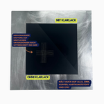 Gitterschnitt-Test nach ISO 2409: schwarz lackiertes Metallblech mit und ohne Klarlack